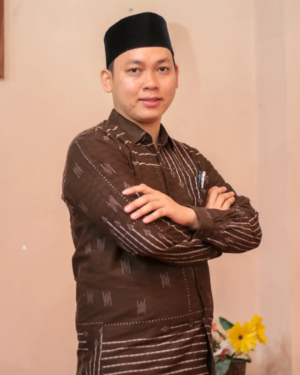 AJI MUHTAJI, LC