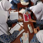 Inovasi Pembelajaran: Fitri Wulandari, S.Pd Ciptakan Domino Limit Fungsi Trigonometri untuk Siswa SMA-MA Al-Muhajirin